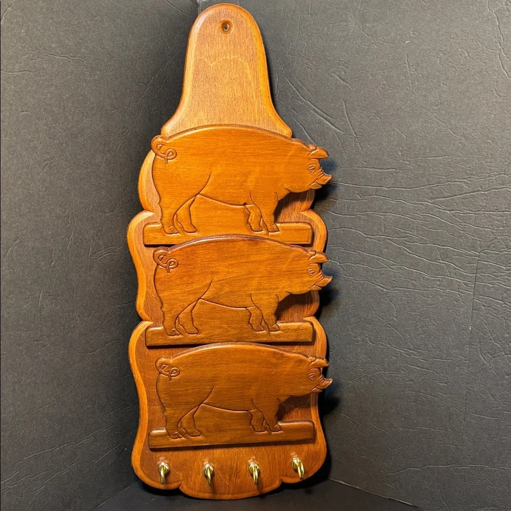 Vintage 3 Slotted Pig Letter Holders And Key Chain Holders! Farm Country Style!